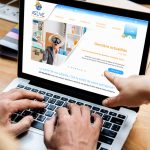 Site web de l'ASTME affiché sur un ordinateur portable
