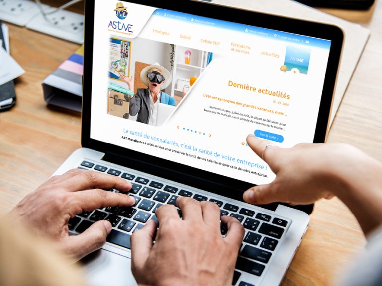 Site web de l'ASTME affiché sur un ordinateur portable
